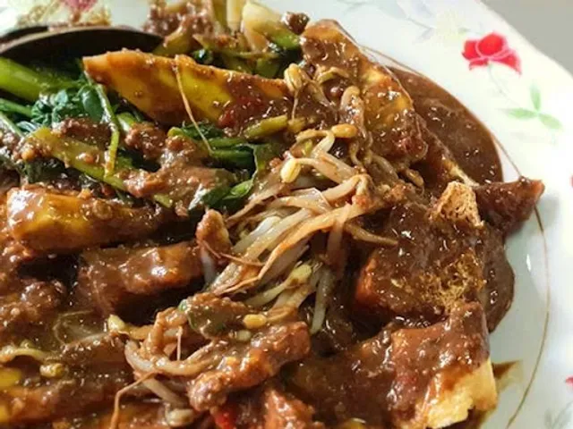 Gado-gado & tahu telur nayamul