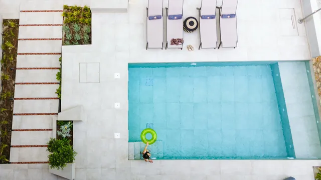 Funtukaki by the Pool