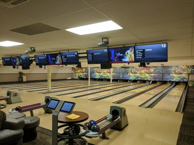 Aztec Lanes