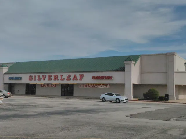 Silverleaf Furniture Store