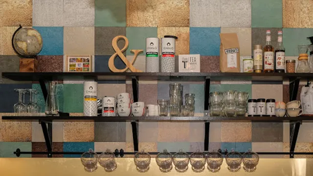 Latte Heart Coffee & Cakes