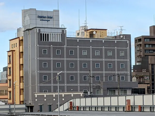 Brighten Hotel Marumiya