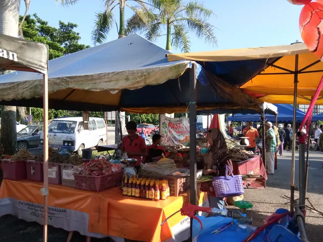 Amaltando Food Court