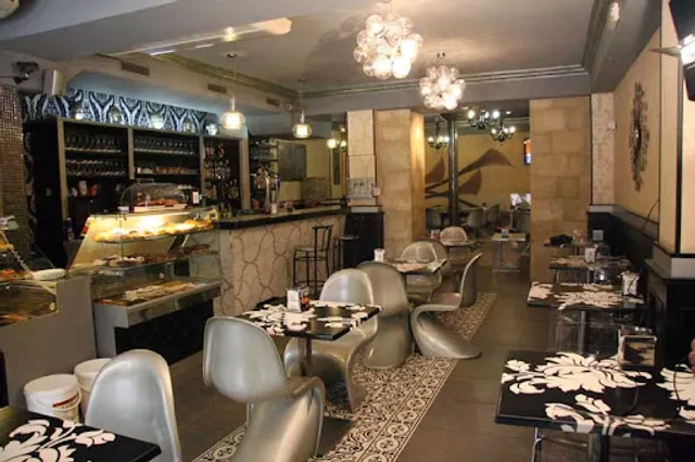 Café nuevo Castellano