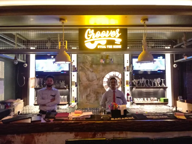 Hotel Seven Junction