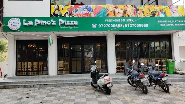 La Pino’z Pizza-Tulsidham Char Rasta, Vadodara, Gujarat