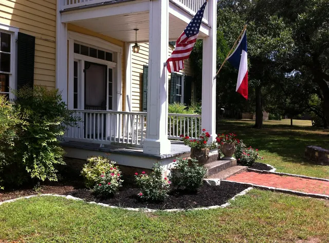 Rose Mansion Bed & Breakfast