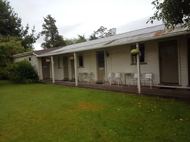 154 Kaniere Road Accommodation