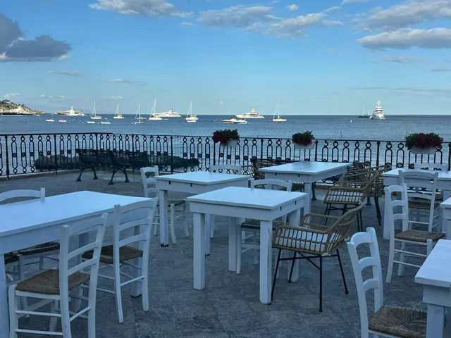 Giardini naxos beach