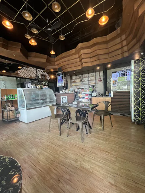 Victoria's House of Silvanas and Cafe