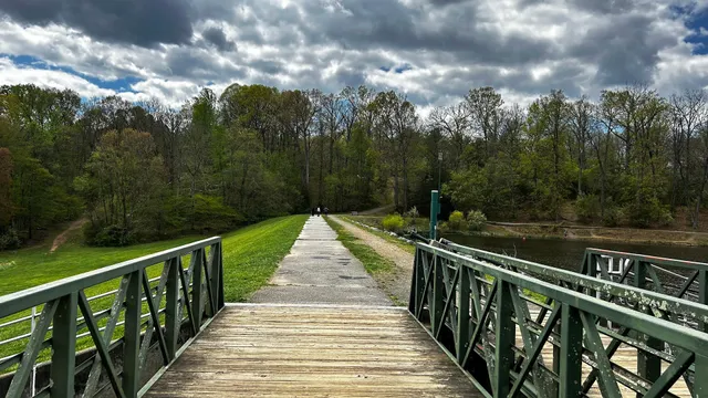Lake Fairfax Park Campground