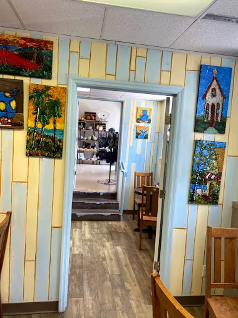 River Perk Coffee Shop