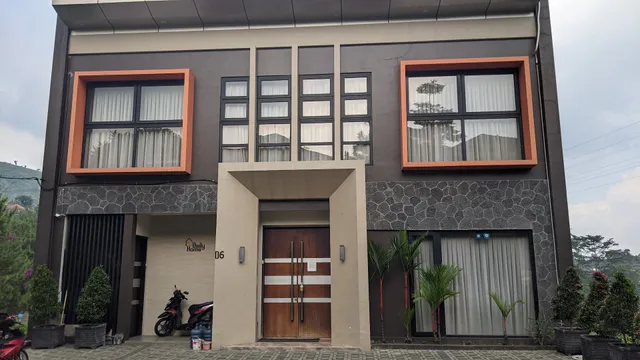 Daily Home Villa Dago