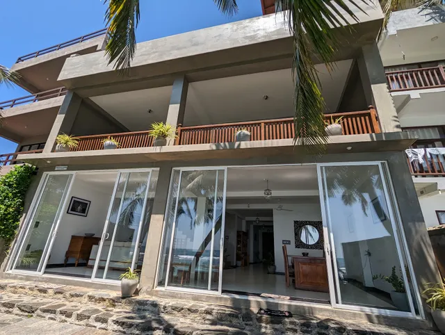 Thalpe Florian Villa by DBI