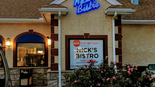 Nick's Bistro Revere