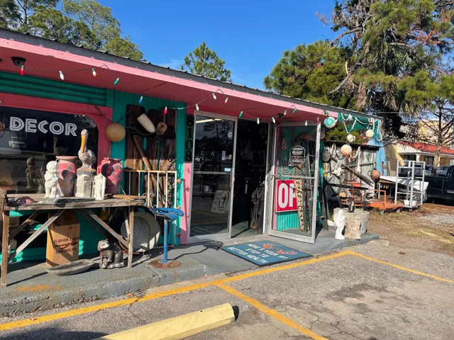 Bob House Antiques and Furniture