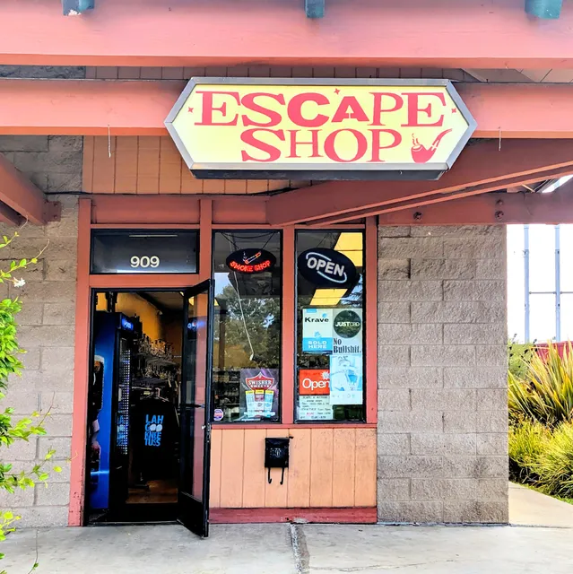 Escape smoke shop