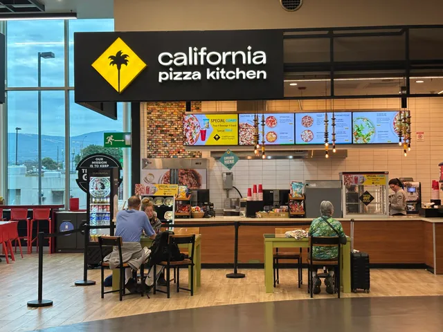 CPK: California Pizza Kitchen Aeropuerto Juan Santamaria
