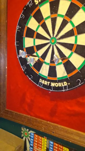 Kings Lounge Dive Bar