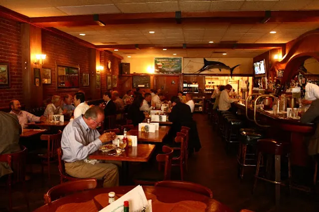 Harrington's Bar and Grill - Irish Pub