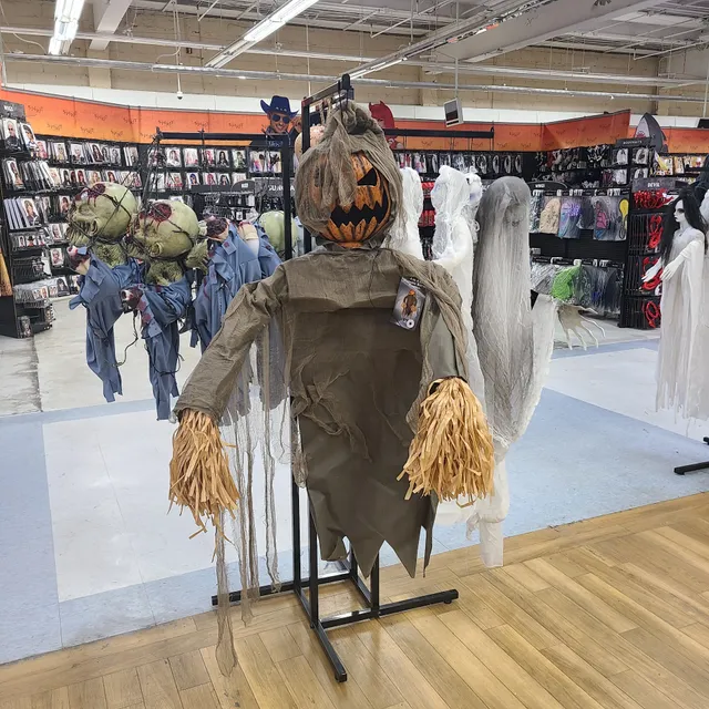 260 W Sunrise Highway