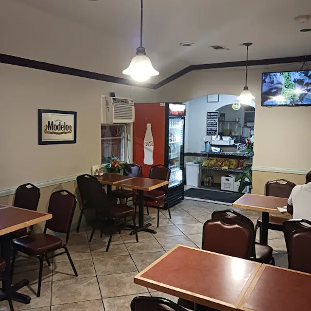 Tropicafe Restaurant