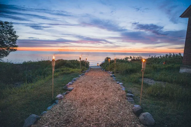 North Shore Cottages