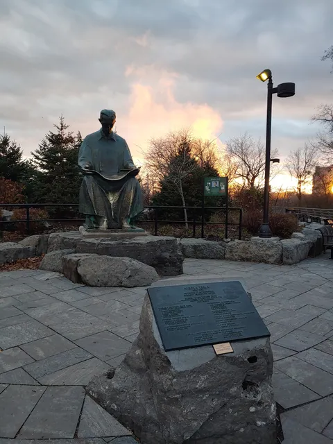 Sitting Nikola Tesla Statue