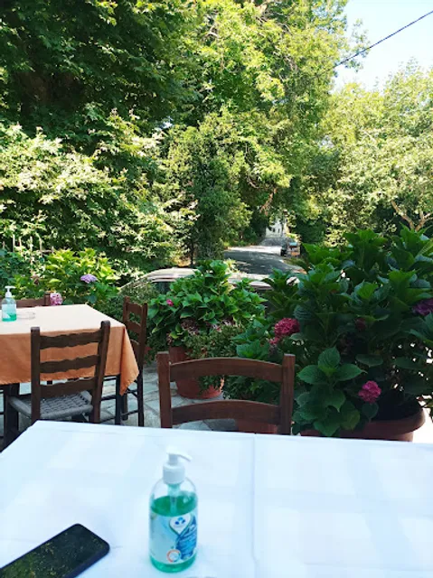 Ο μπάρμπα Κώστας