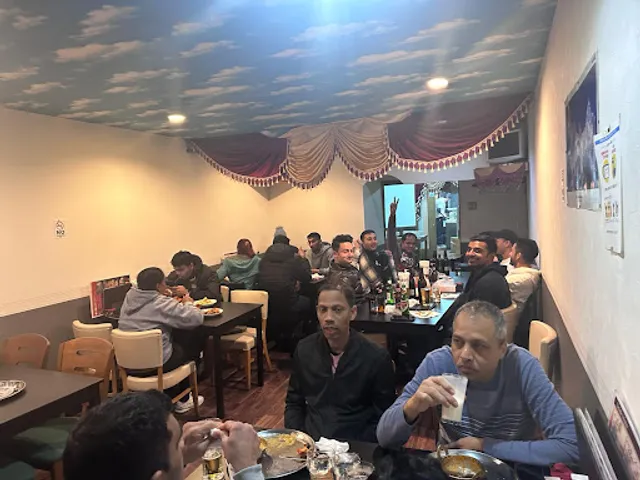 HALAL インド ネパール料理 サガルマタ