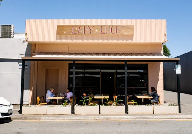 Lady Luck Cafe