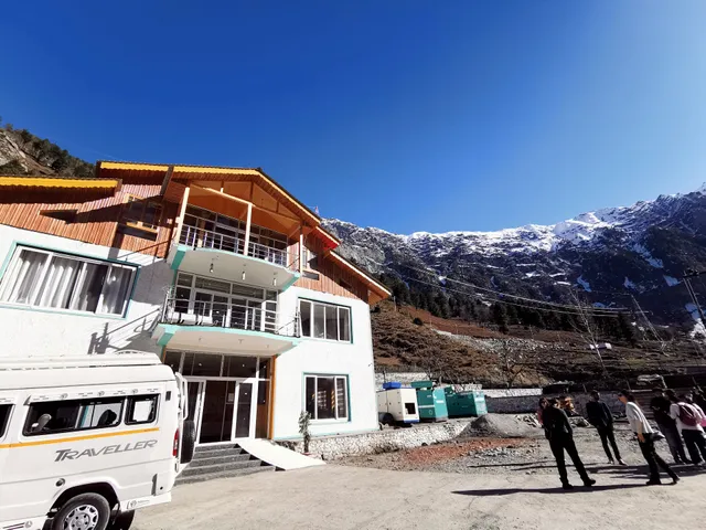 Hotel Snow Heights and Restaurant