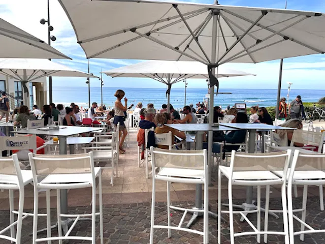 RESTAURANT BIARRITZ BEACH