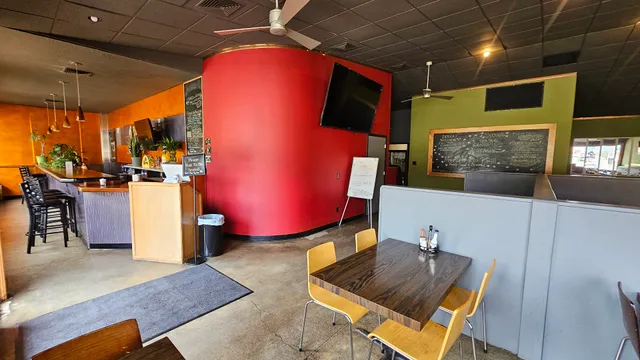 Humboldt Bar & Grill