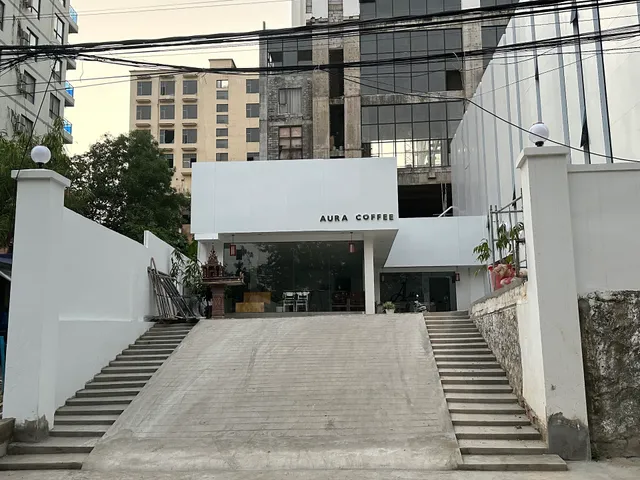The Aura Residence (Hotel & Coffee)