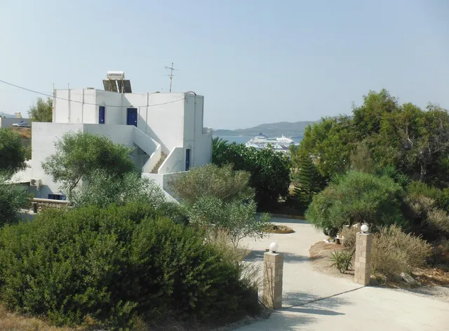 Kapetan Giannis Rooms & Suite