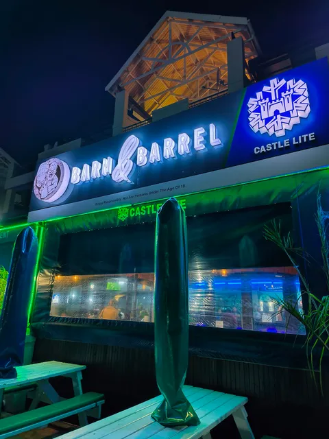 Barn & Barrel