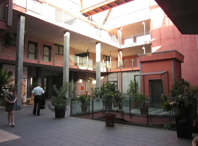 Marina Palace Hotel & Congress Hall