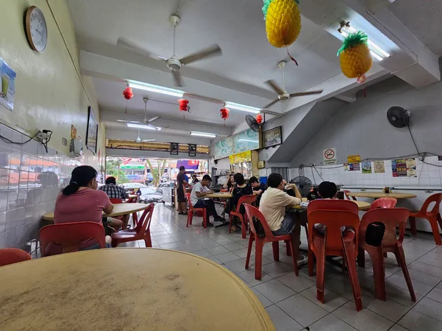 Restoran Ah Huang 亞方餐室 (Johor Jaya)