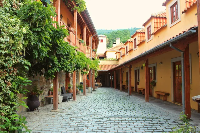 Quinta do Crestelo Aparthotel