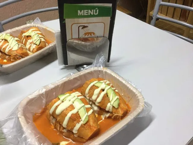 Lonches Bañados «El Doc»