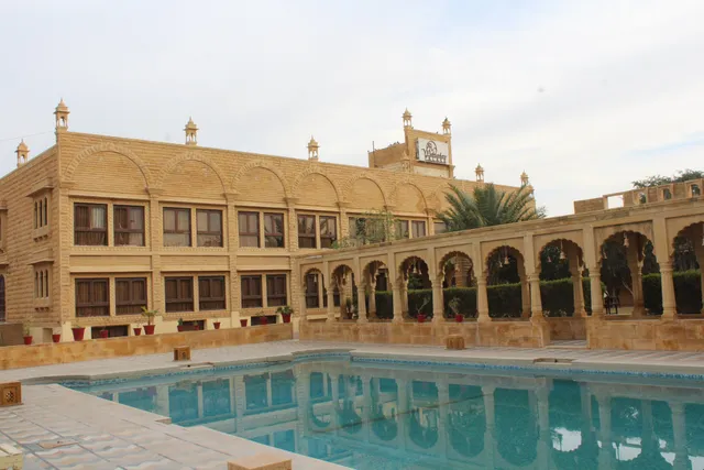 Hotel Mahadev Palace