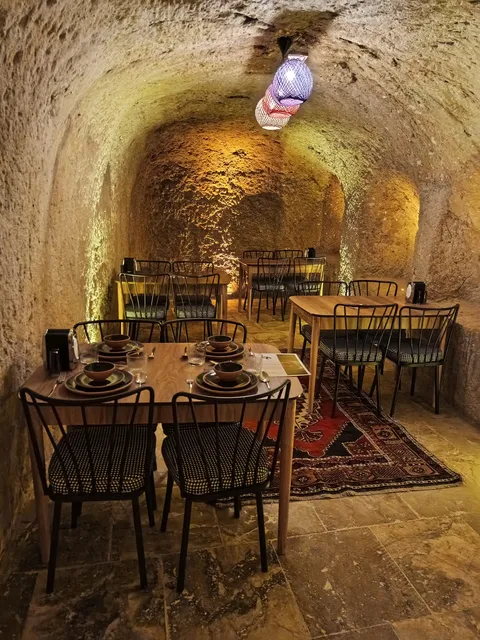 Gloria Taş Ev UNDERGROUND CAVE Restaurant