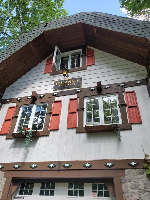 Le Manoir aux Secrets