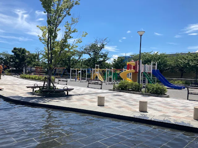 水元総合スポーツセンター温水プール