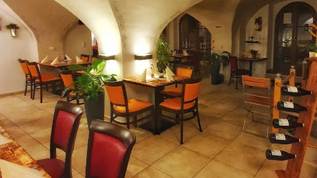 Gewölberestaurant "Happy End "