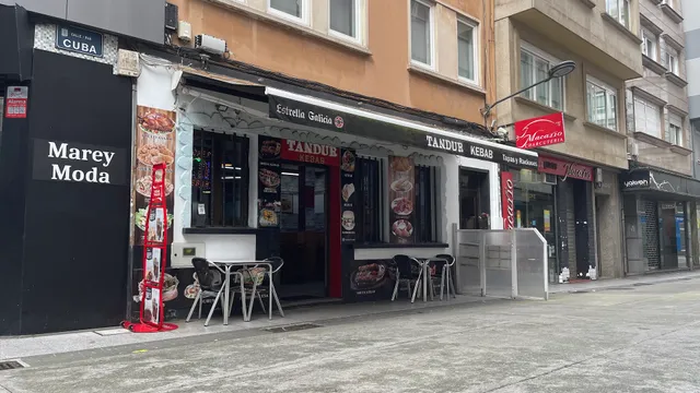 Tandur kebab y hamburgesa ( Halal) A Coruña