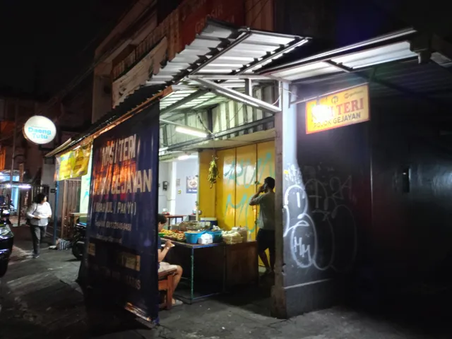 Nasi Teri Pojok Gejayan