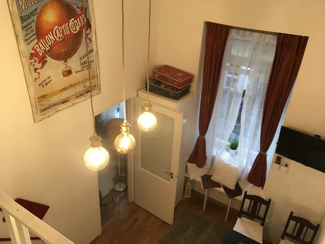 Gabi's Central Broadway Nest