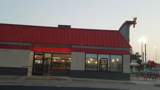 Hardee’s